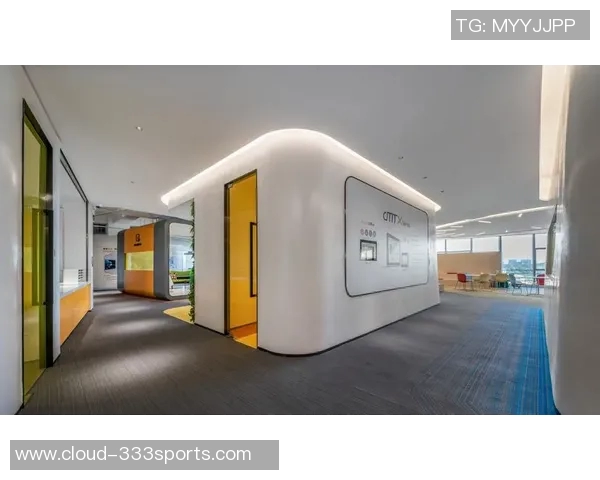 霍伊伦：探索科技与人文交融的未来之路与创新思维